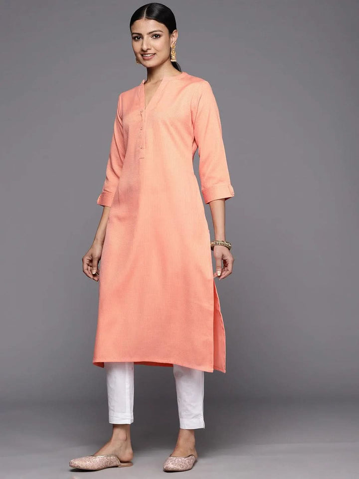 Peach Solid Rayon Straight Kurta - Libas