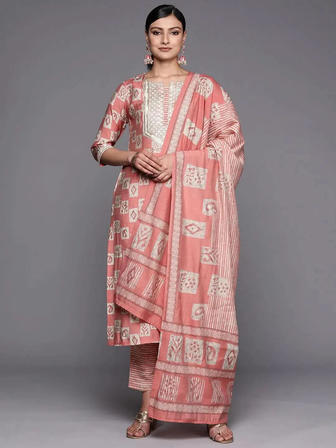 Peach Yoke Design Silk Blend Straight Kurta With Trousers & Dupatta
Peach Yoke Design Silk Blend Straight Kurta With Trousers & Dupatta