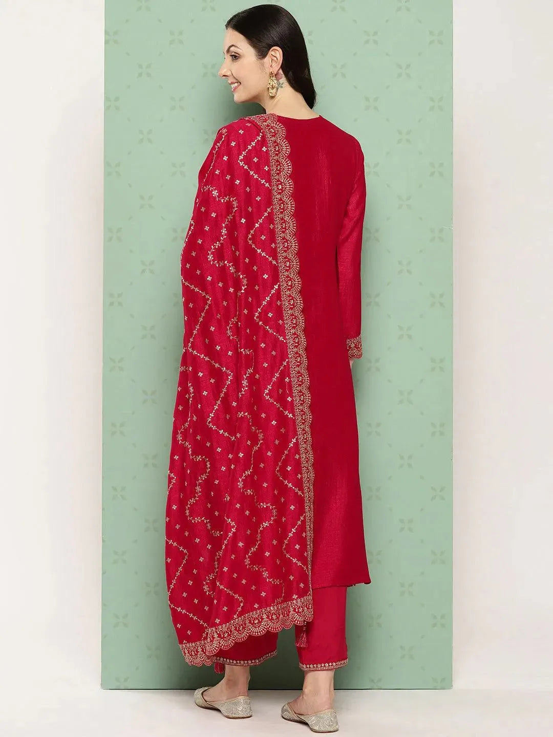 Pink Embroidered Silk Blend Straight Kurta With Trousers & Dupatta - Libas
