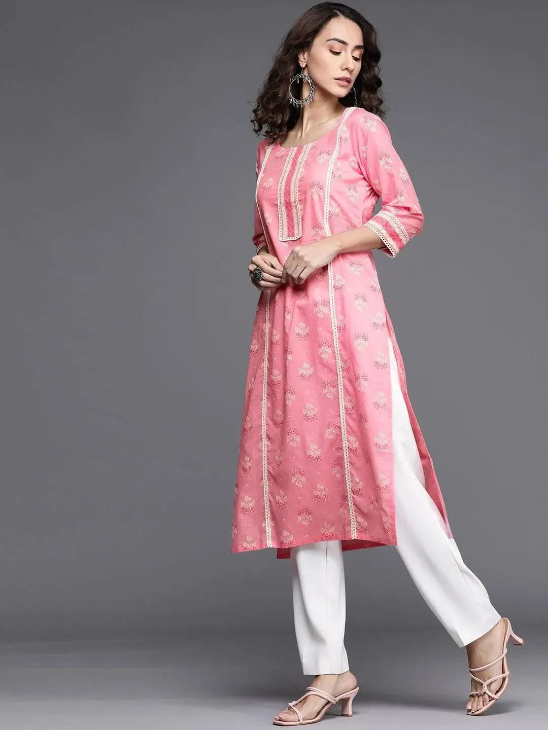 Pink Printed Cotton Kurta
Pink Printed Cotton Kurta