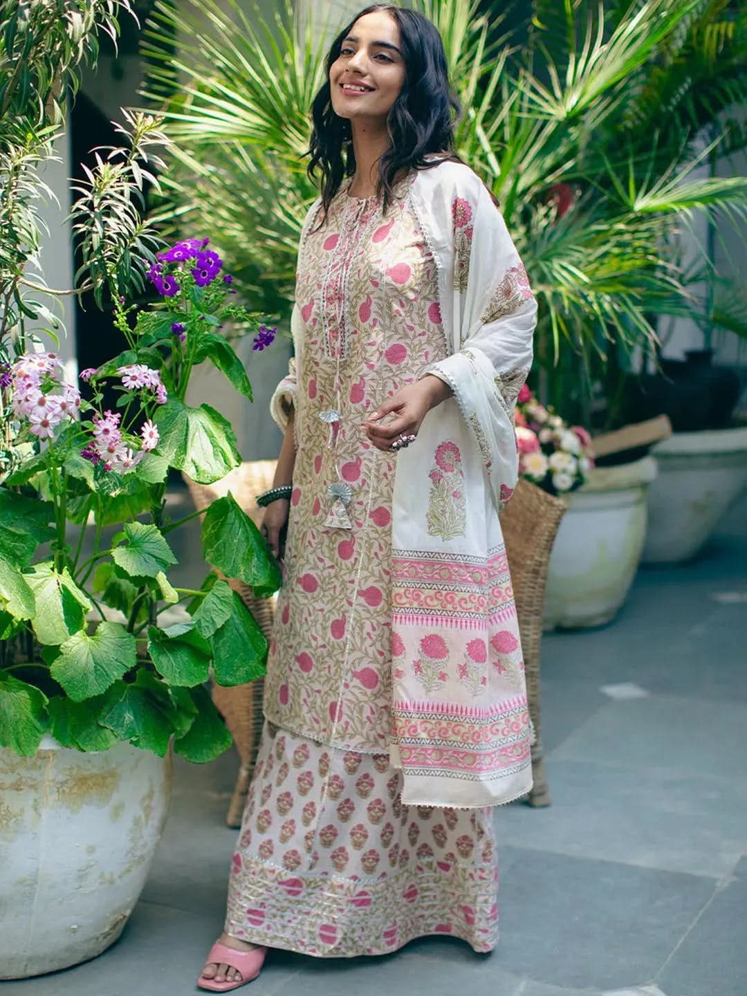 Buy Pink Printed Cotton Suit Set - 33207O- | Libas Ethnic Wear Online
Buy Pink Printed Cotton Suit Set - 33207O- | Libas Ethnic Wear Online