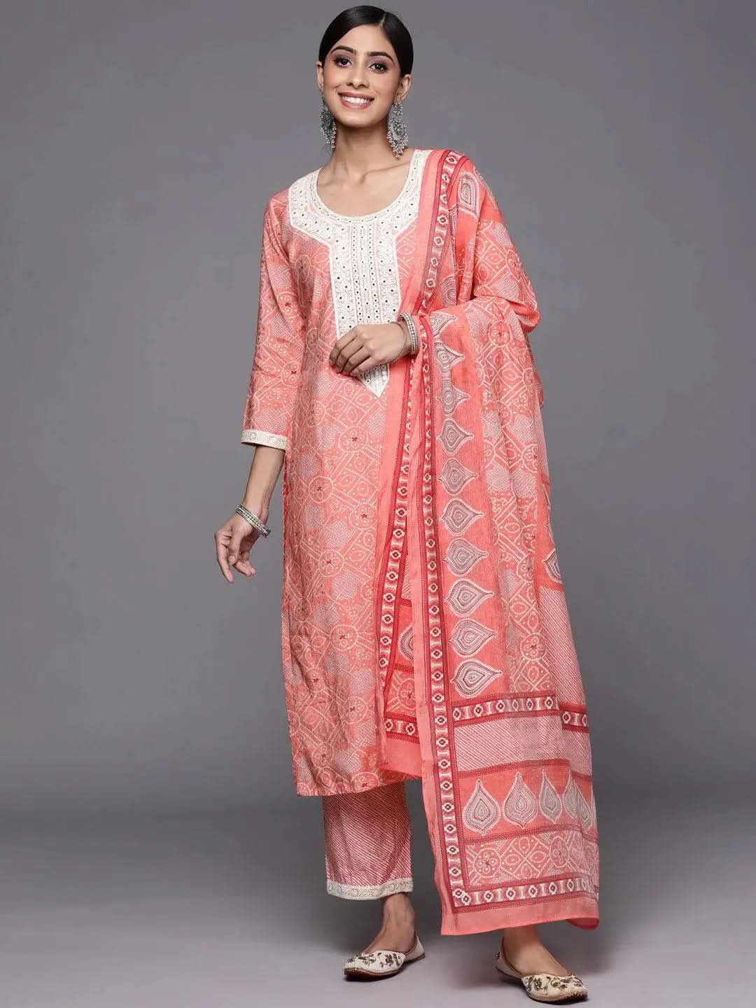 Pink Printed Silk Blend Straight Kurta With Trousers & Dupatta
Pink Printed Silk Blend Straight Kurta With Trousers & Dupatta