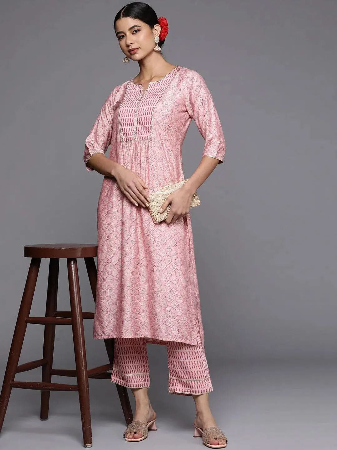 Pink Printed Silk Trousers
Pink Printed Silk Trousers