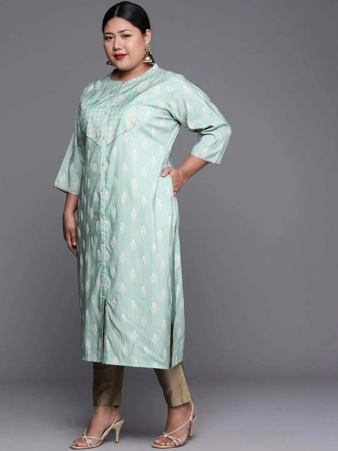 Buy Plus Size Blue Printed Chanderi Silk Kurta - 25026O-3XL | Libas Ethnic Wear Online
Buy Plus Size Blue Printed Chanderi Silk Kurta - 25026O-3XL | Libas Ethnic Wear Online