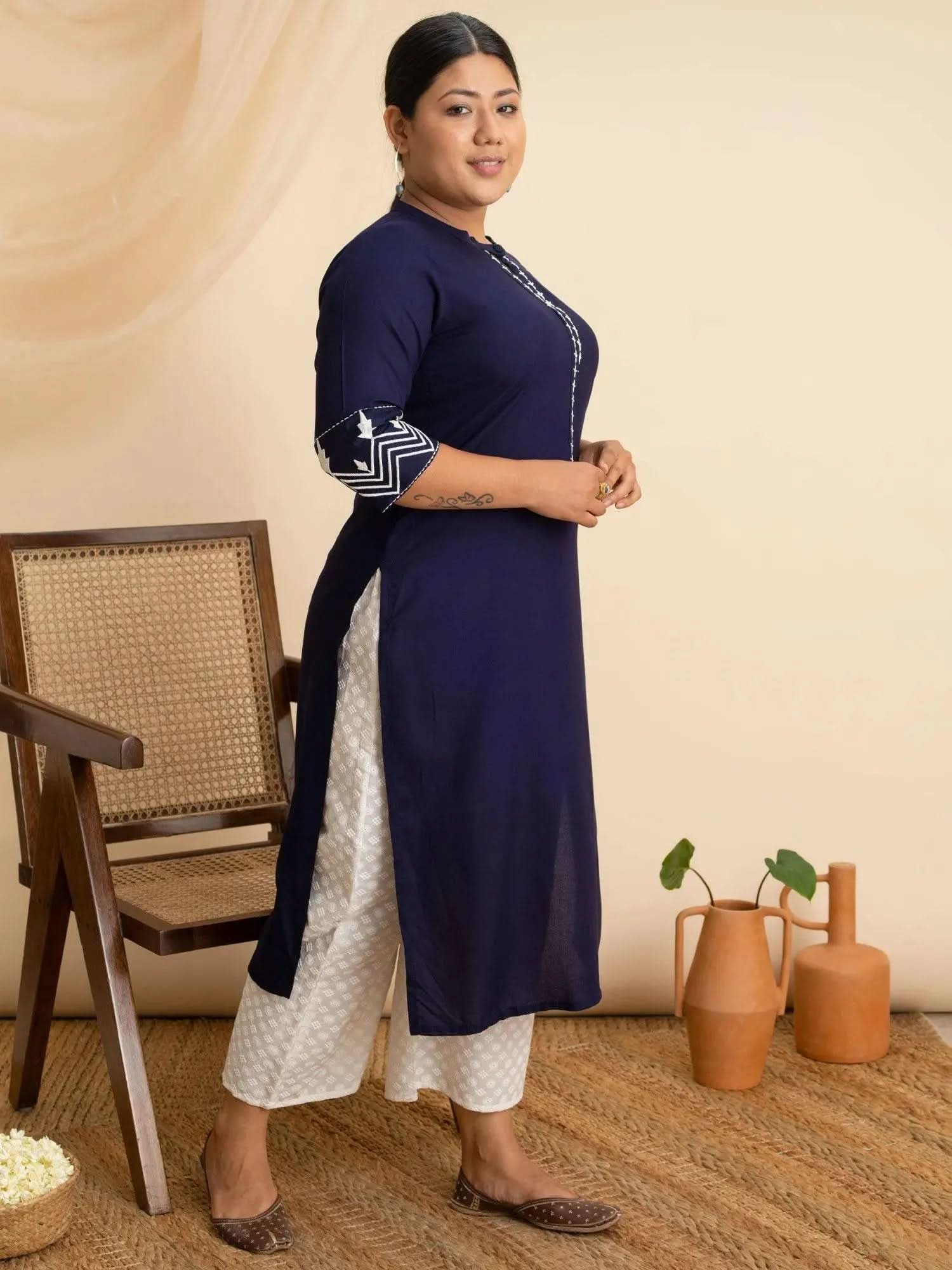 Buy Plus Size Navy Blue Embroidered Rayon Kurta - 11082- | Libas Ethnic Wear Online
Buy Plus Size Navy Blue Embroidered Rayon Kurta - 11082- | Libas Ethnic Wear Online