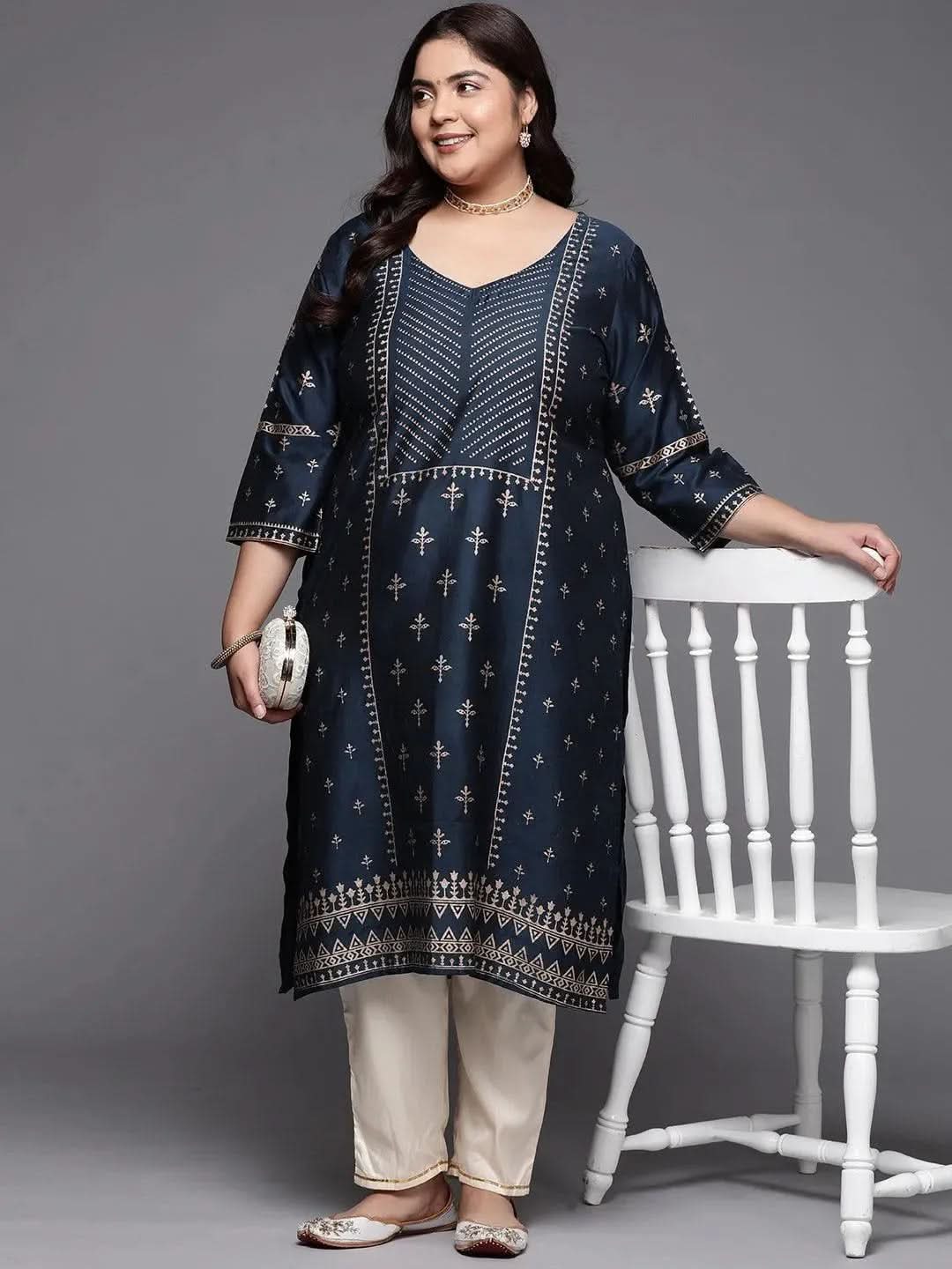 Plus Size Navy Blue Printed Silk Straight Kurta 
Plus Size Navy Blue Printed Silk Straight Kurta