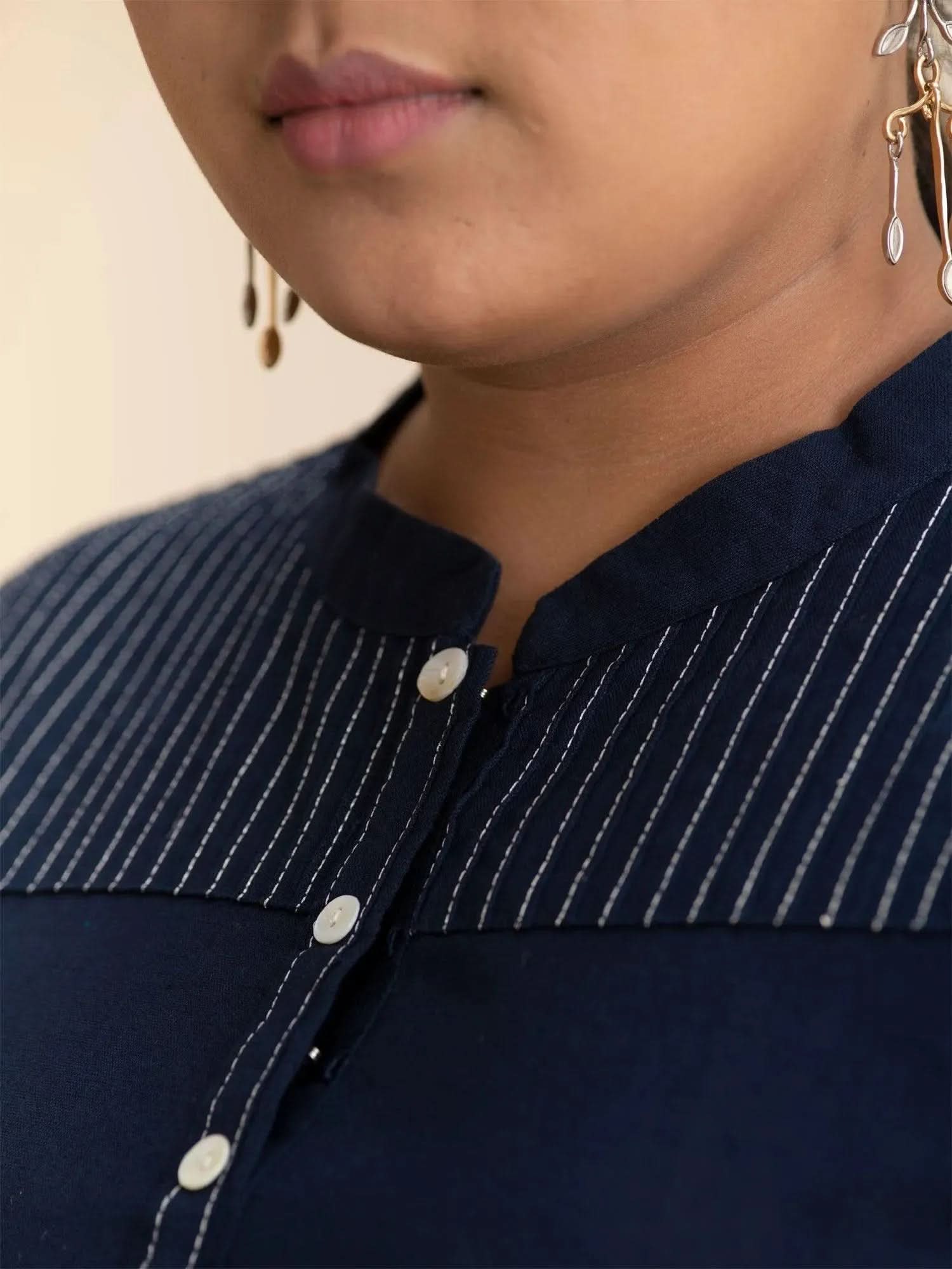 Plus Size Navy Blue Solid Cotton Kurta
Plus Size Navy Blue Solid Cotton Kurta