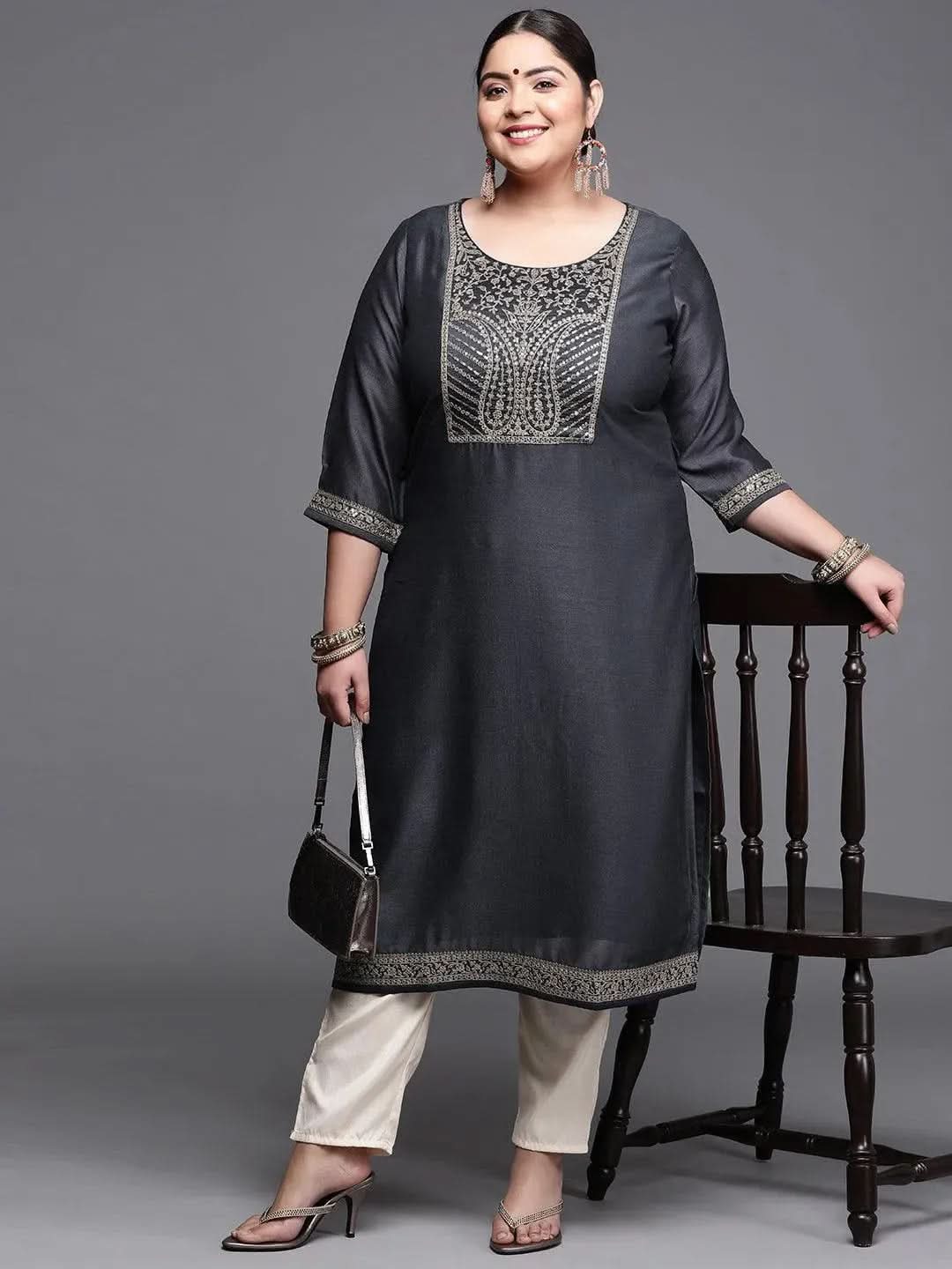 Plus Size Navy Blue Yoke Design Silk Kurta
Plus Size Navy Blue Yoke Design Silk Kurta