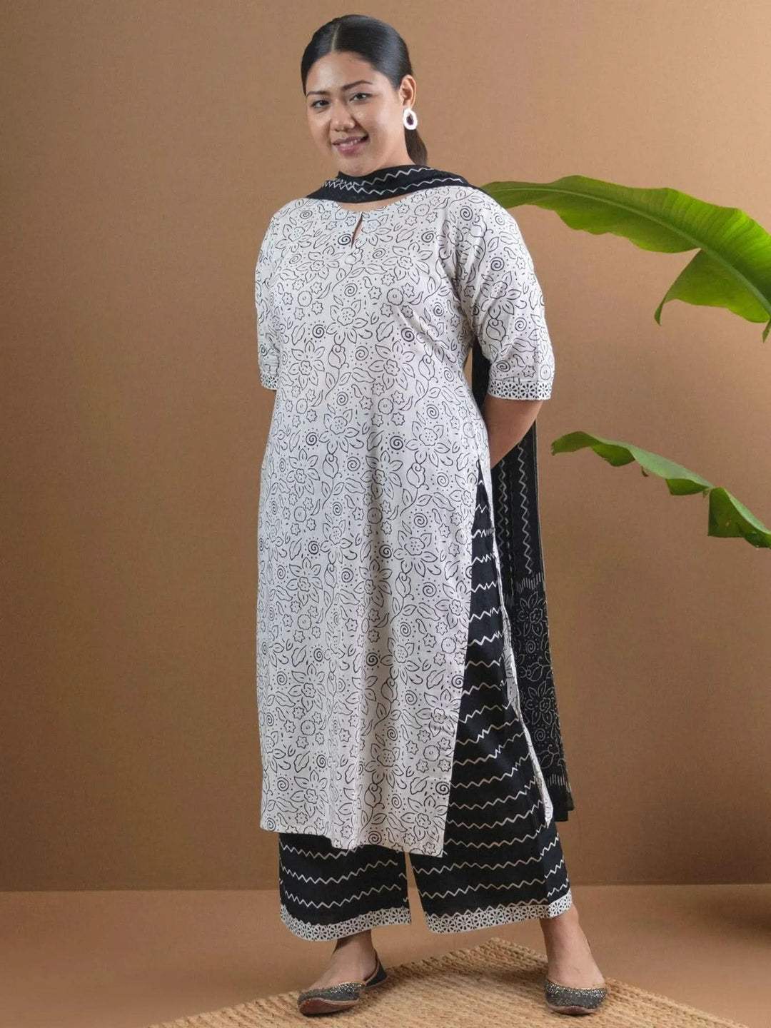 Plus Size White Printed Cotton Suit Set - Libas