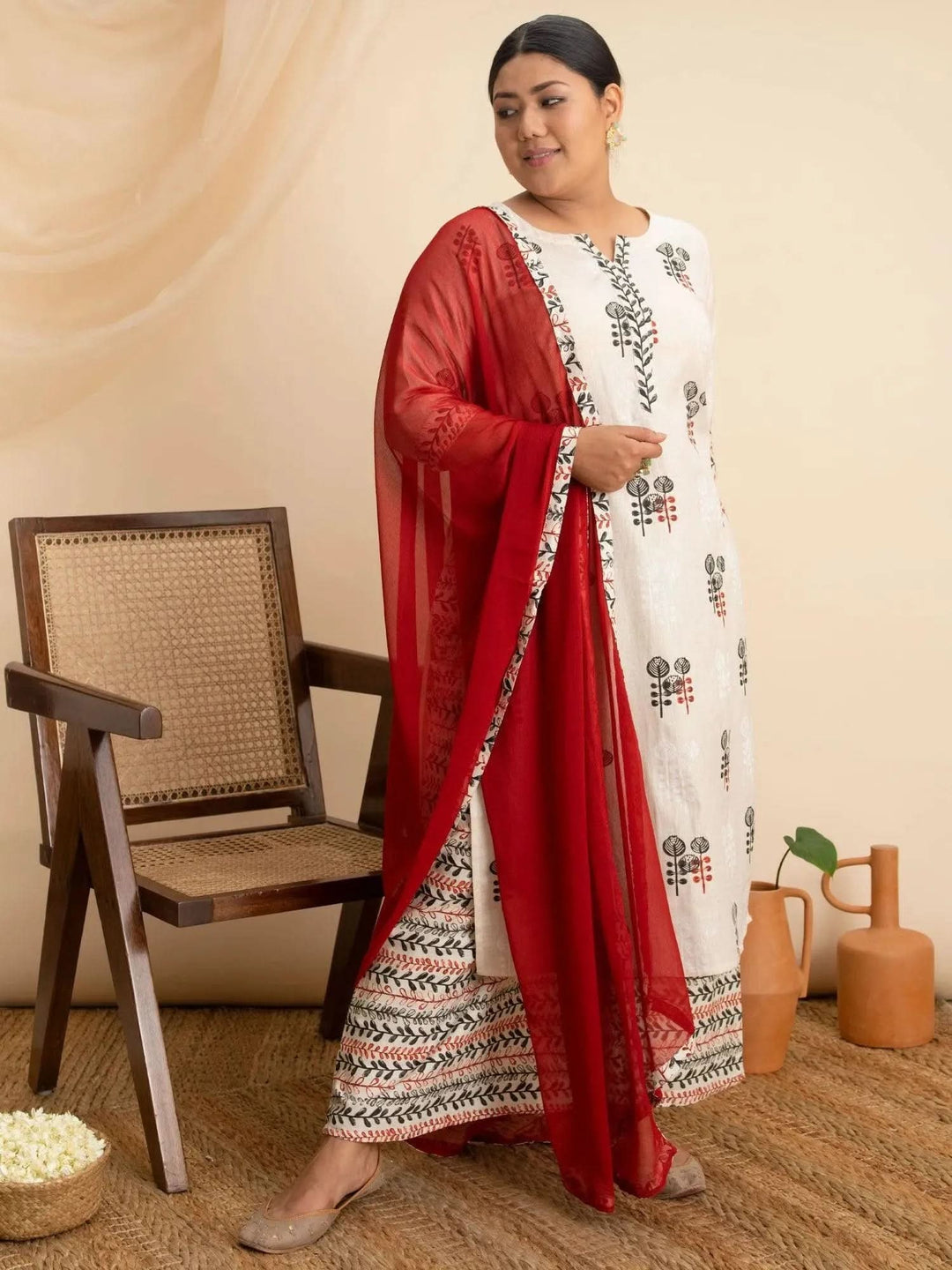 Plus Size Off White Printed Cotton Suit Set - Libas