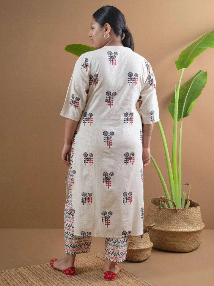 Plus Size Off White Printed Cotton Kurta Set - Libas