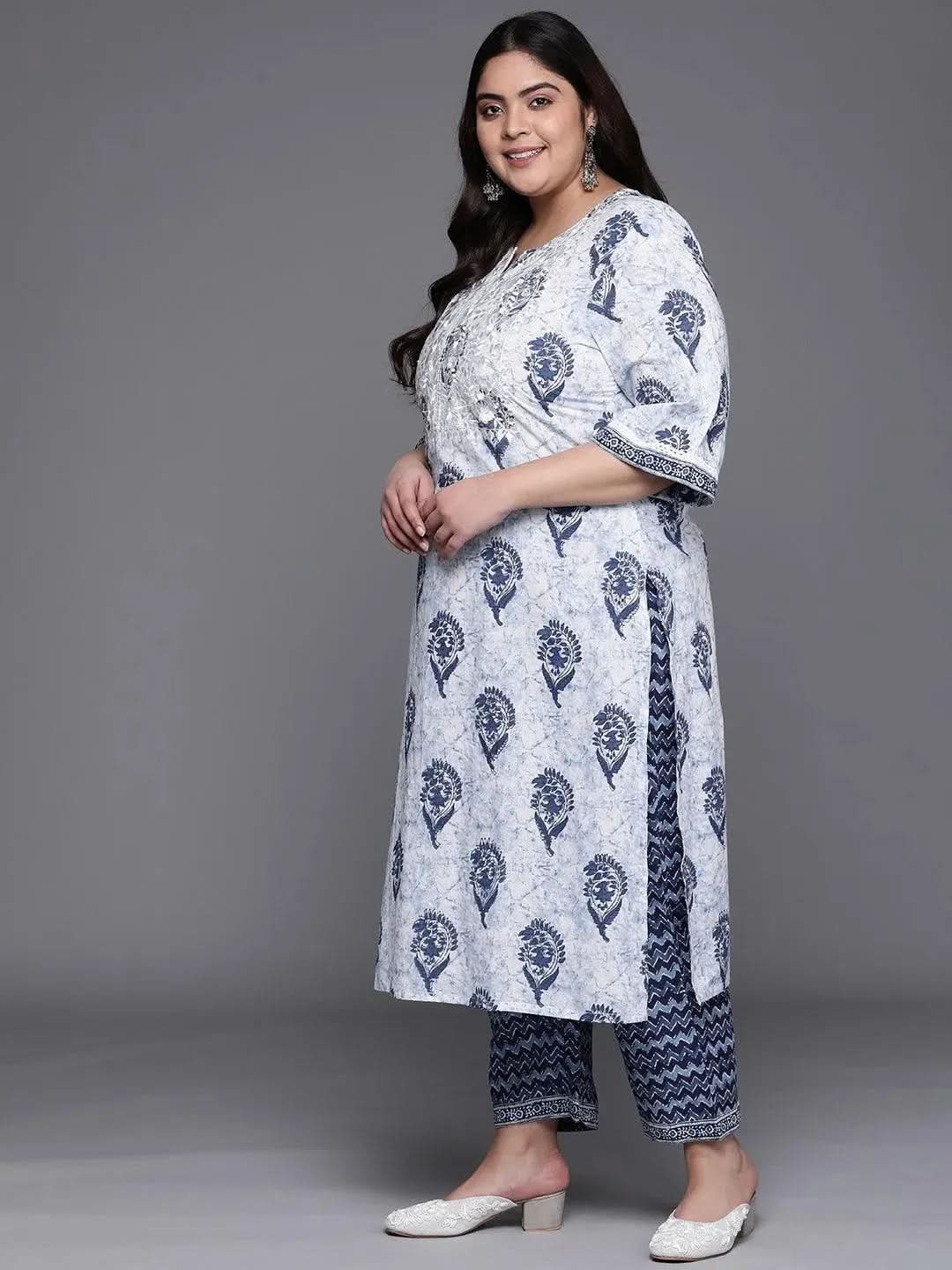 Buy Plus Size White Yoke Design Cotton Suit Set - 15123O- | Libas Ethnic Wear Online
Buy Plus Size White Yoke Design Cotton Suit Set - 15123O- | Libas Ethnic Wear Online