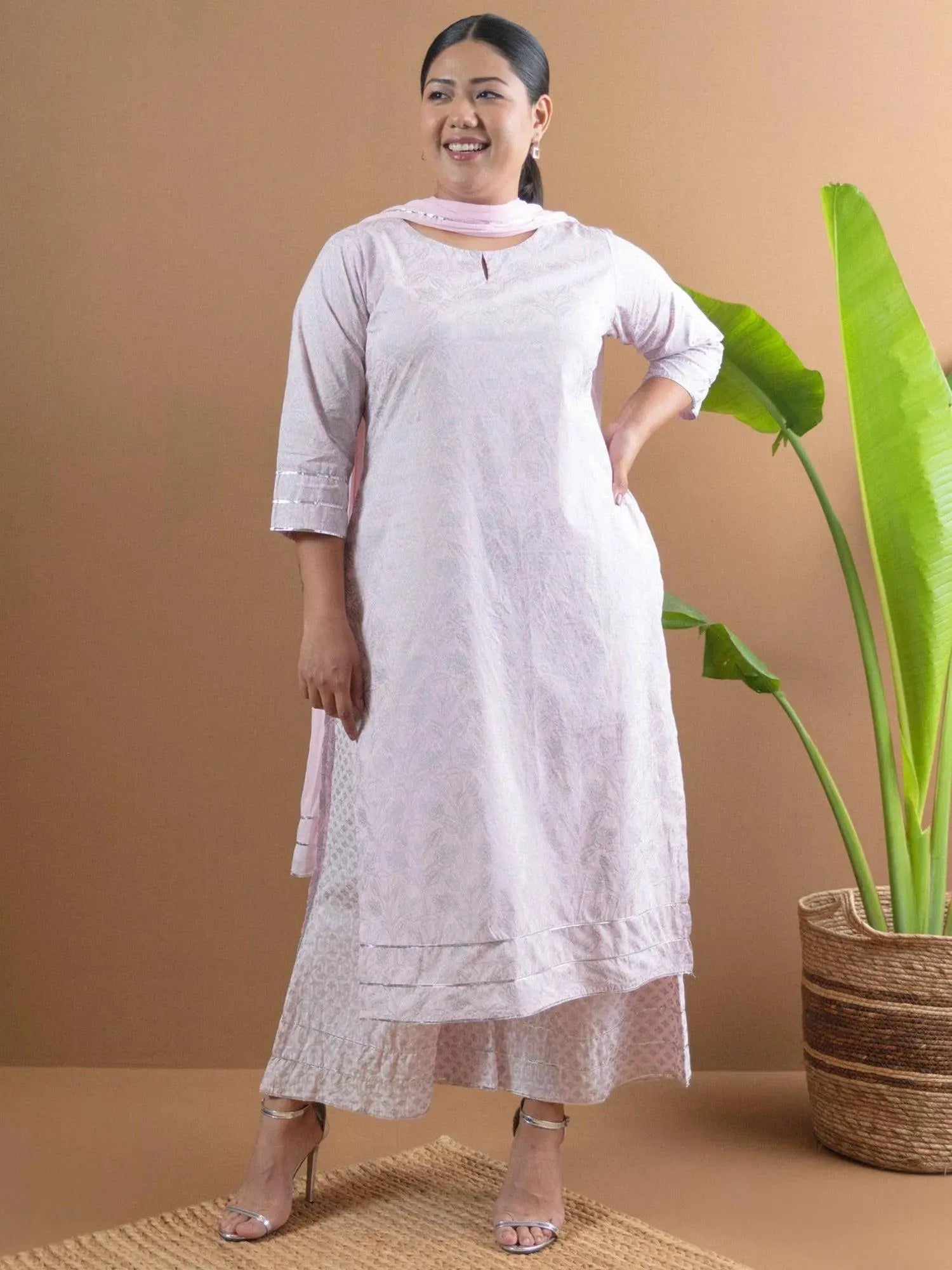 Buy Plus Size Pink Printed Cotton Suit Set - 15001-3XL | Libas Ethnic Wear Online
Buy Plus Size Pink Printed Cotton Suit Set - 15001-3XL | Libas Ethnic Wear Online