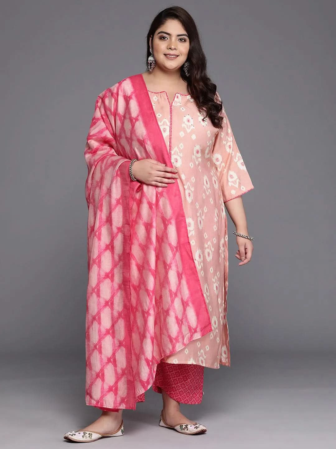 Plus Size Pink Printed Silk Blend Straight Kurta With Trousers & Dupatta
Plus Size Pink Printed Silk Blend Straight Kurta With Trousers & Dupatta