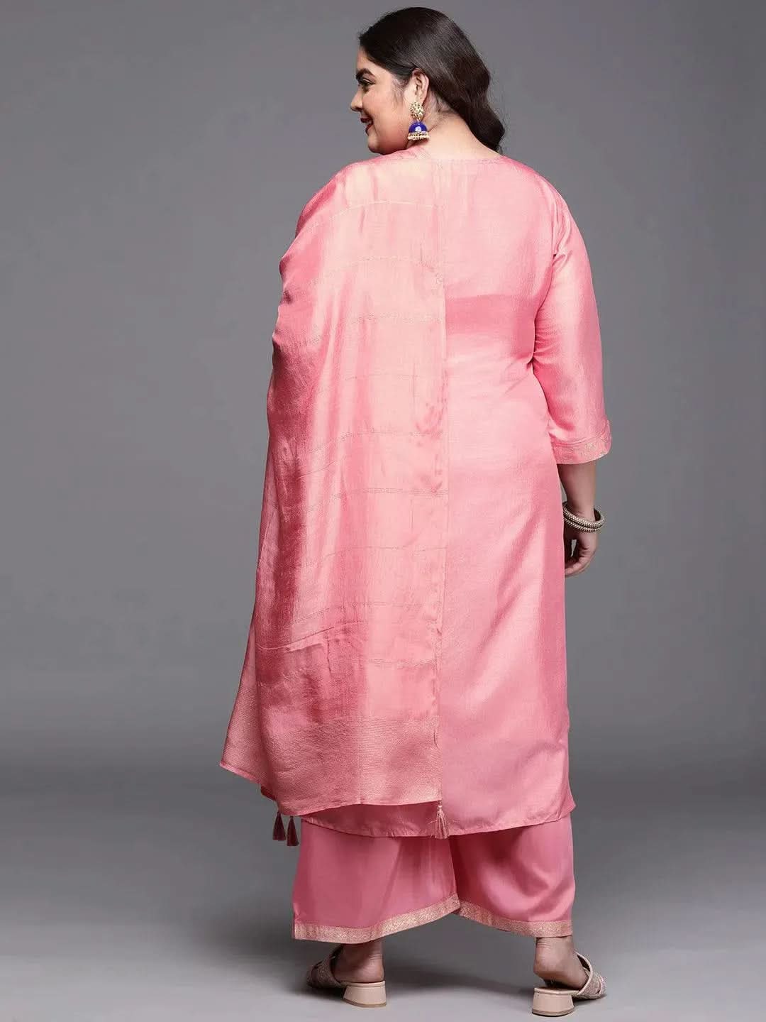 Plus Size Pink Woven Design Silk Blend Straight Kurta With Palazzos & Dupatta
Plus Size Pink Woven Design Silk Blend Straight Kurta With Palazzos & Dupatta