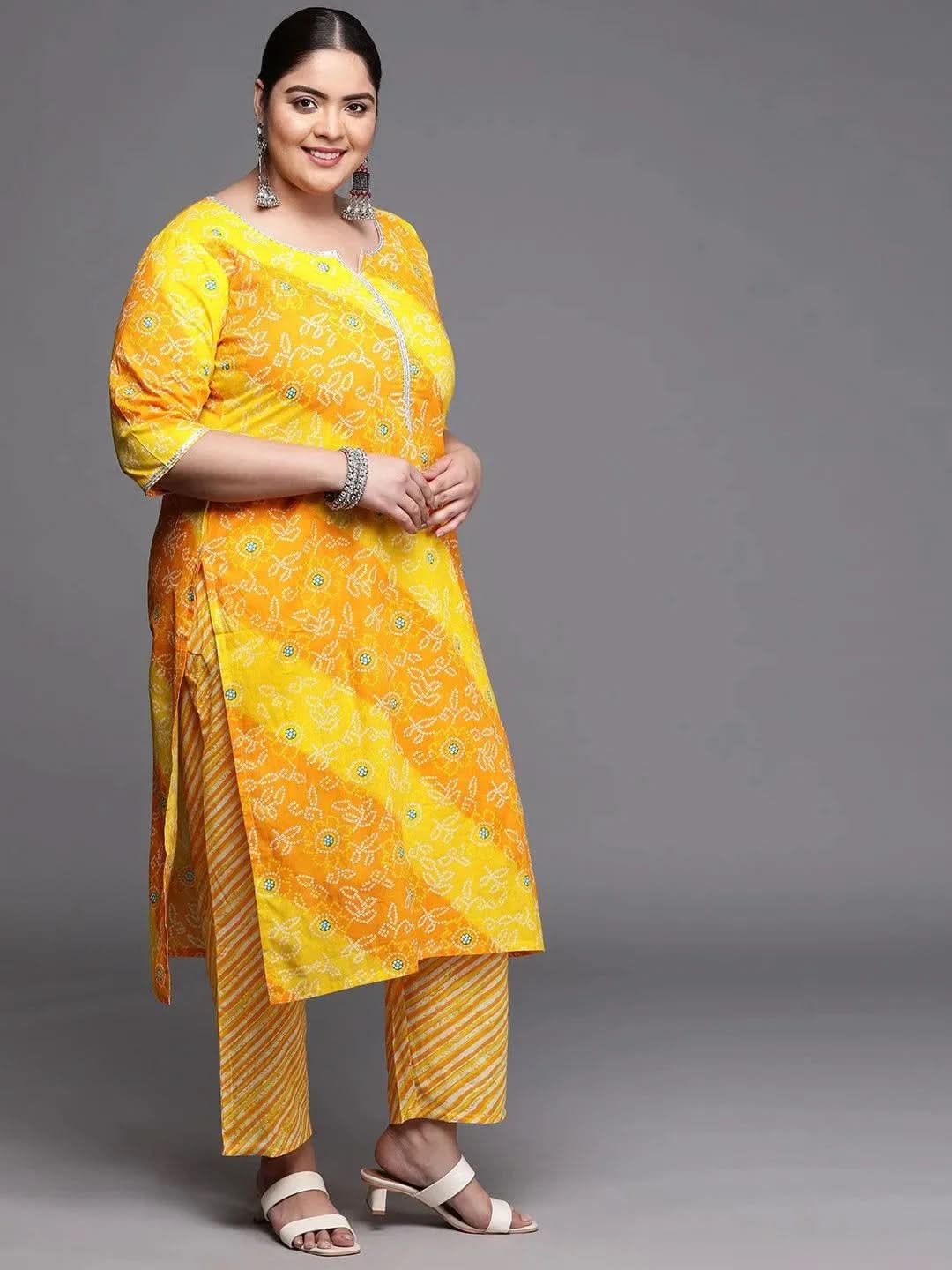 Buy Plus Size Yellow Printed Cotton Suit Set - 15152O-3XL | Libas Ethnic Wear Online
Buy Plus Size Yellow Printed Cotton Suit Set - 15152O-3XL | Libas Ethnic Wear Online