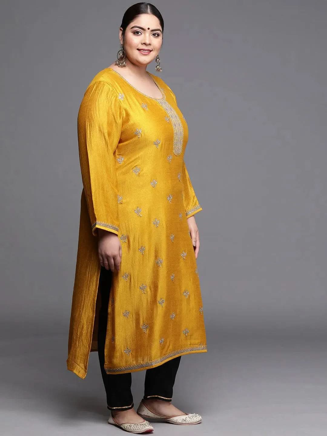 Plus Size Yellow Yoke Design Silk Kurta
Plus Size Yellow Yoke Design Silk Kurta