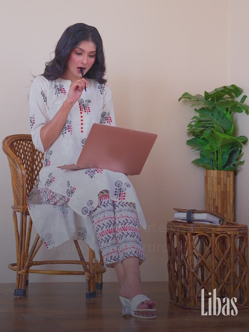 Off-White Printed Cotton Straight Kurta With Trousers