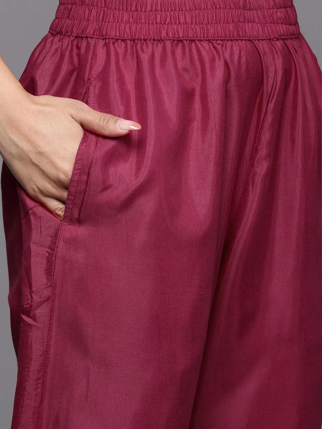 Purple Woven Design Silk Blend Straight Kurta With Trousers & Dupatta
Purple Woven Design Silk Blend Straight Kurta With Trousers & Dupatta