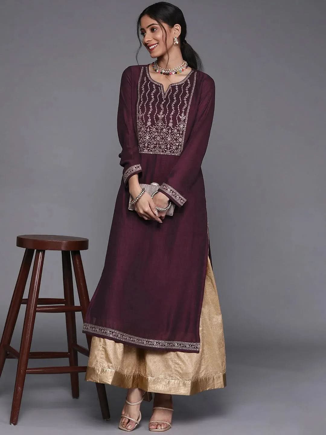 Buy Purple Yoke Design Silk Kurta - 23486O-XS | Libas Ethnic Wear Online
Buy Purple Yoke Design Silk Kurta - 23486O-XS | Libas Ethnic Wear Online