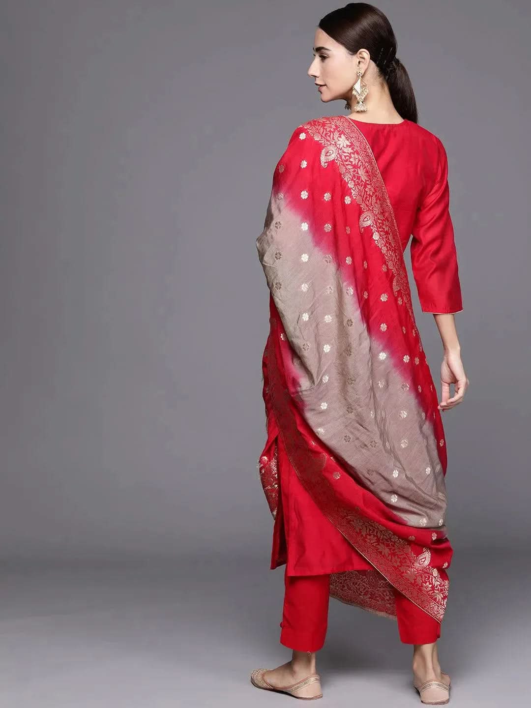 Red Embroidered Chanderi Silk Straight Kurta With Dupatta
Red Embroidered Chanderi Silk Straight Kurta With Dupatta