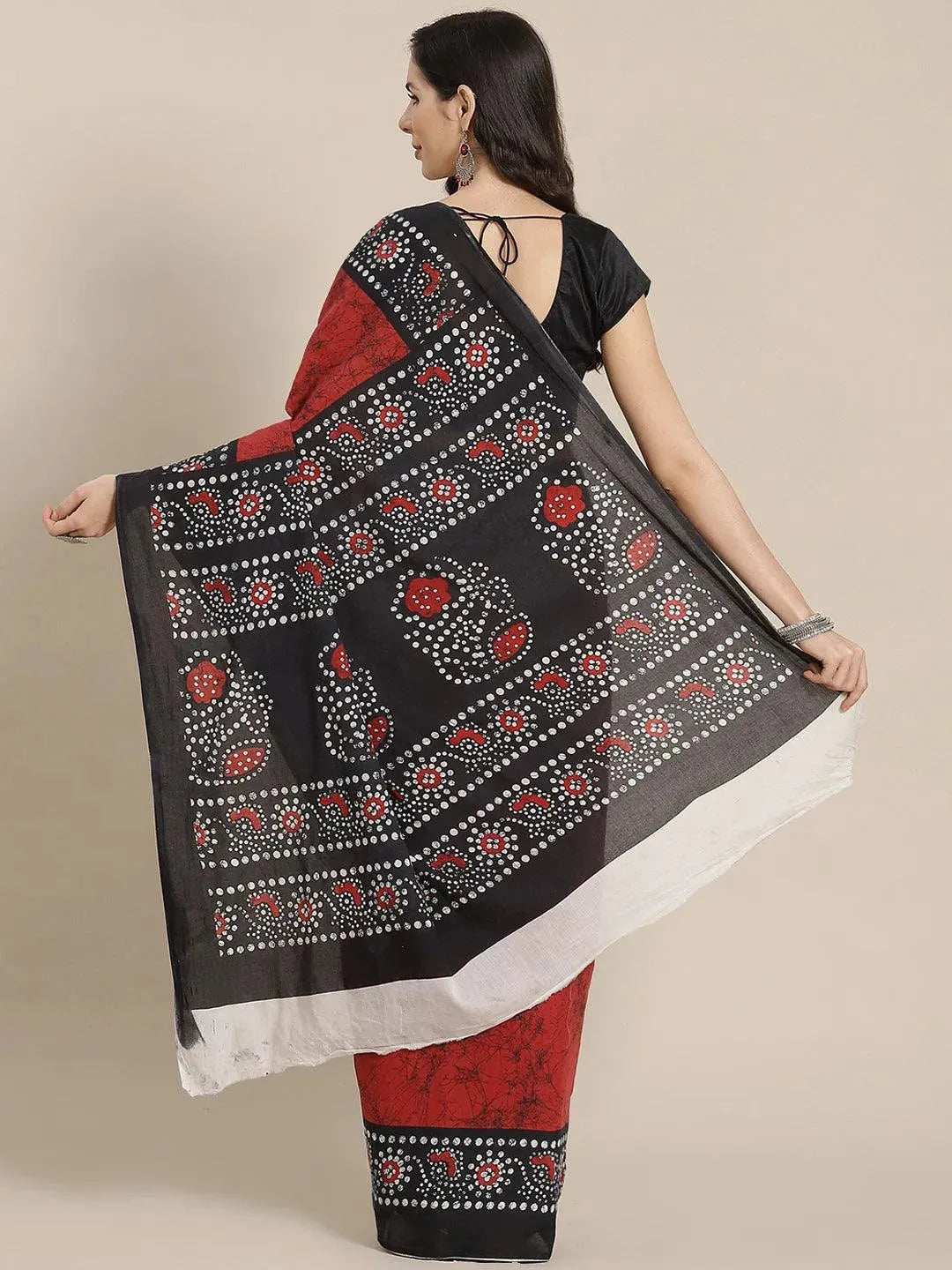 Buy Red Printed Cotton Saree - 14572 | Libas Ethnic Wear Online
Buy Red Printed Cotton Saree - 14572 | Libas Ethnic Wear Online