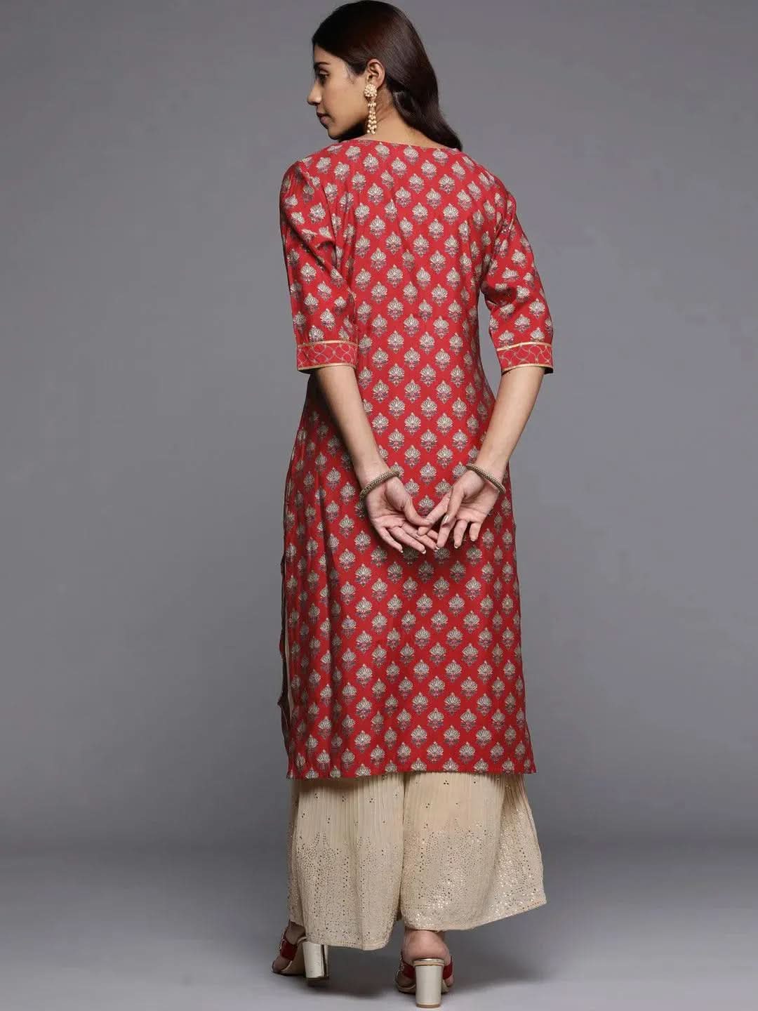 Red Printed Silk Straight Kurta
Red Printed Silk Straight Kurta