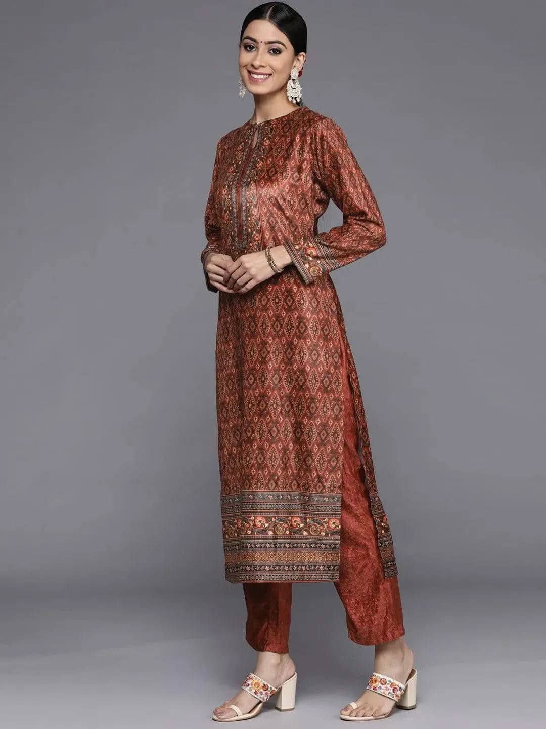 Red Printed Velvet Straight Suit Set With Trousers - Libas