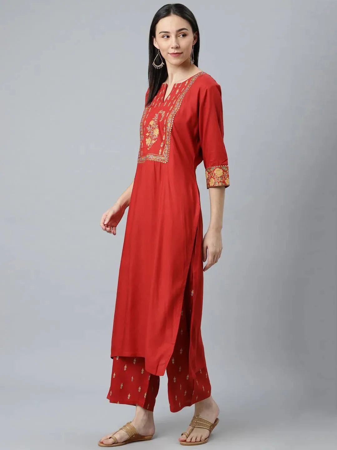 Rust Printed Rayon Straight Kurta With Palazzos & Dupatta
Rust Printed Rayon Straight Kurta With Palazzos & Dupatta
