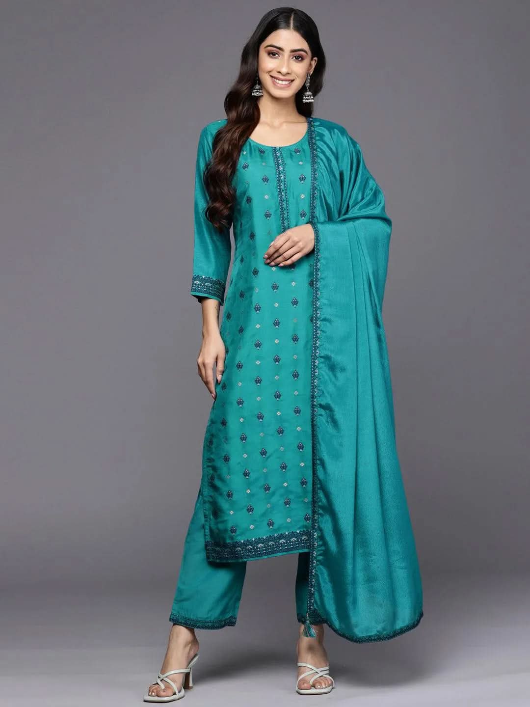 Turquoise Blue Self Design Silk Blend Straight Kurta With Trousers & Dupatta
Turquoise Blue Self Design Silk Blend Straight Kurta With Trousers & Dupatta