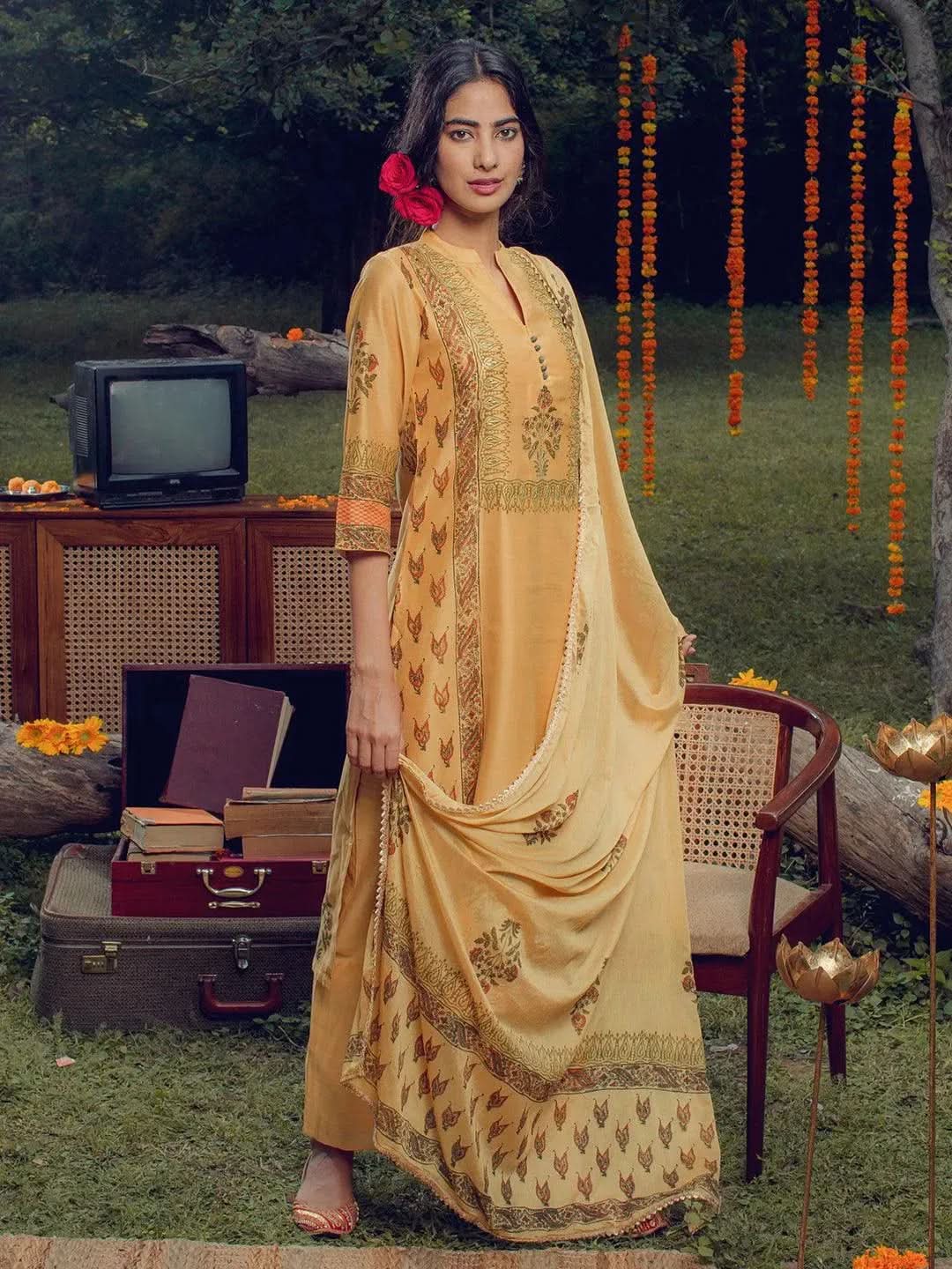 Buy Yellow Printed Chanderi Silk Suit Set - 20070O- | Libas Ethnic Wear Online
Buy Yellow Printed Chanderi Silk Suit Set - 20070O- | Libas Ethnic Wear Online