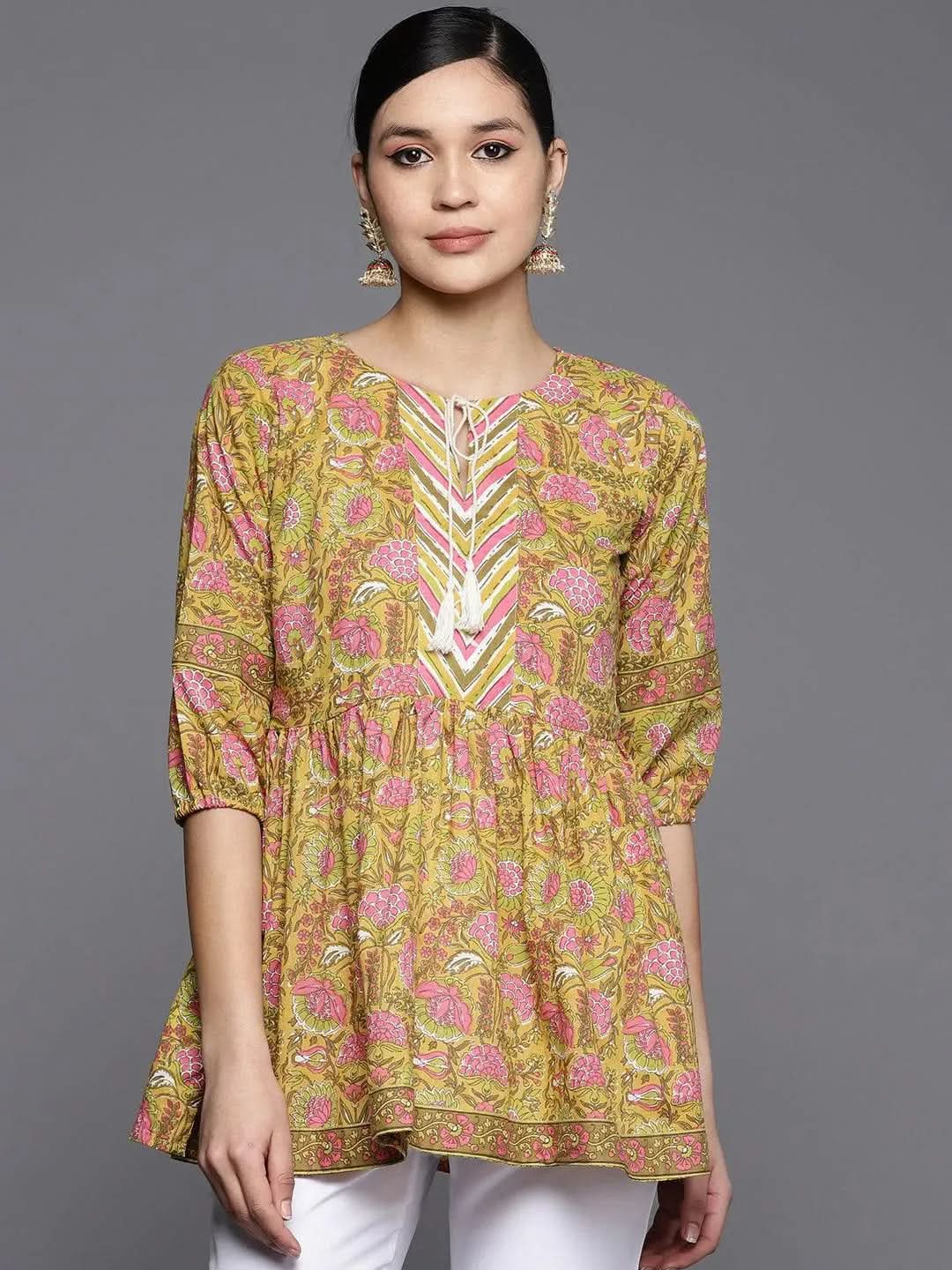Yellow Printed Cotton A-Line Kurti
Yellow Printed Cotton A-Line Kurti