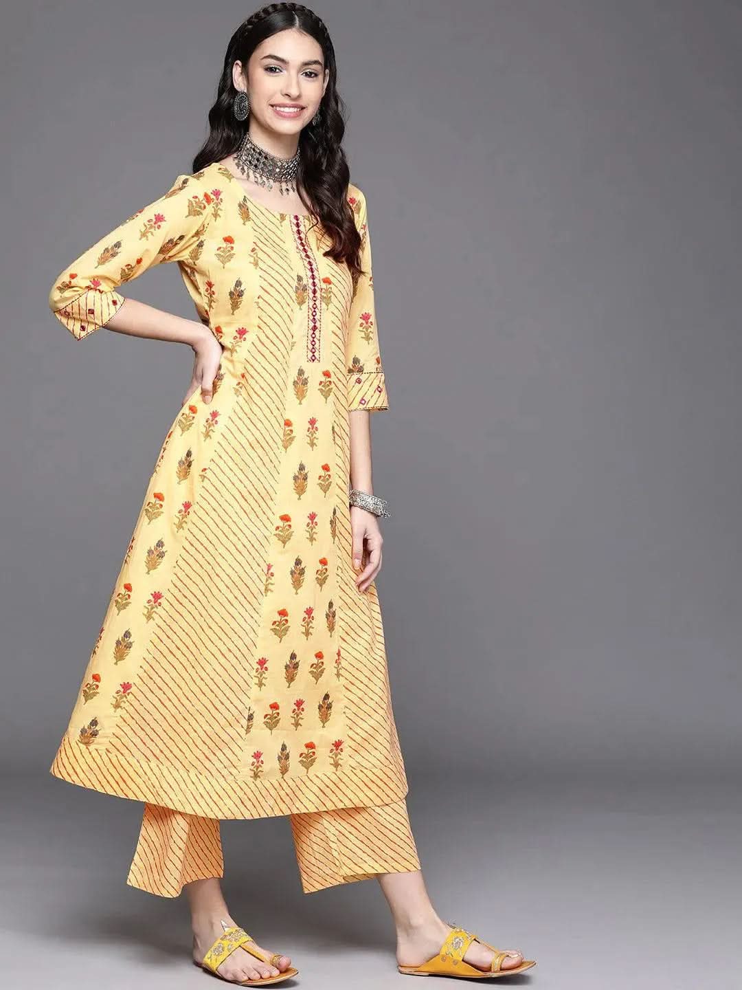 Buy Yellow Printed Cotton Kurta - 23241O-XS | Libas Ethnic Wear Online
Buy Yellow Printed Cotton Kurta - 23241O-XS | Libas Ethnic Wear Online