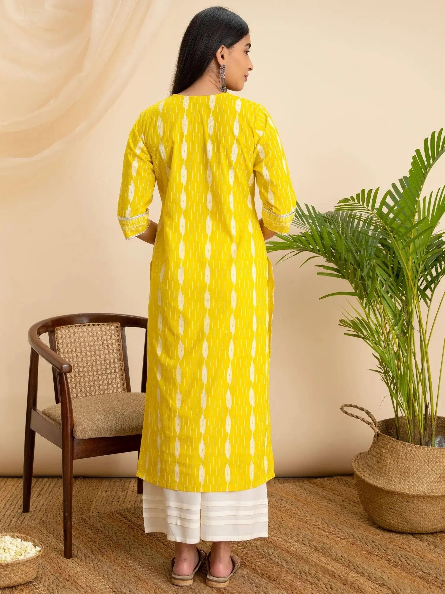 Yellow Printed Cotton Kurta
Yellow Printed Cotton Kurta