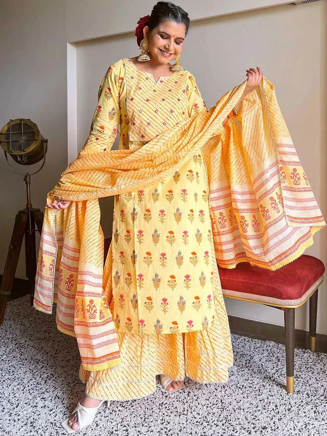 Buy Yellow Printed Cotton Suit Set - 33139O- | Libas Ethnic Wear Online
Buy Yellow Printed Cotton Suit Set - 33139O- | Libas Ethnic Wear Online