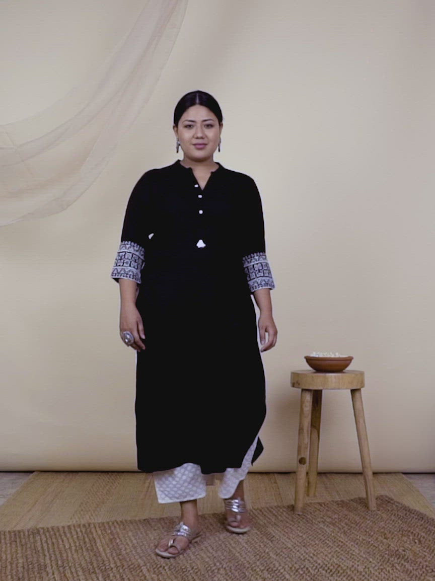 Plus Size Black Solid Rayon Kurta