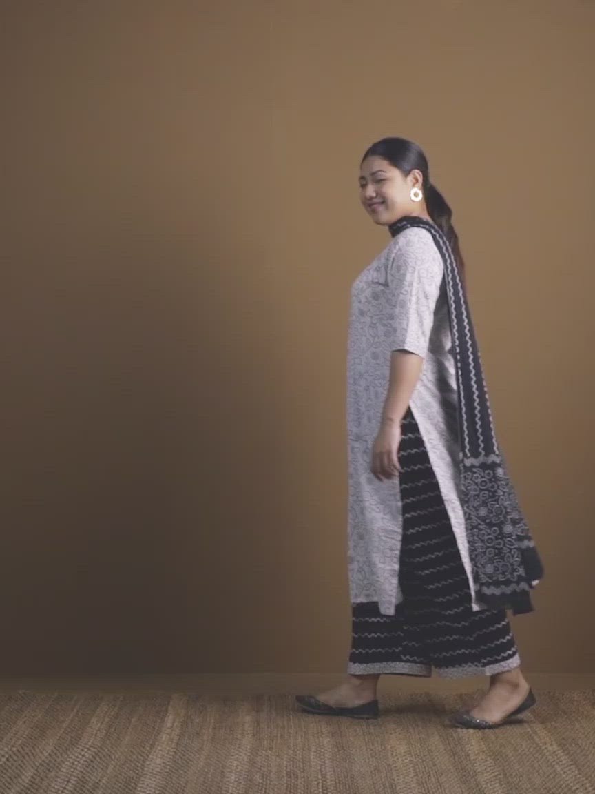 Plus Size Off-White Printed Cotton Straight Kurta With Palazzos & Dupatta
