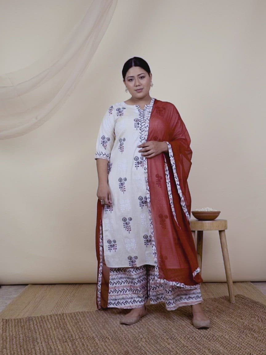 Plus Size Off-White Printed Cotton Straight Kurta With Palazzos & Dupatta