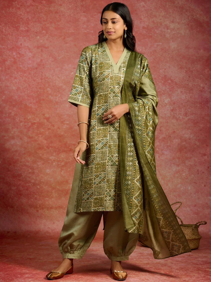 Green Printed Silk Blend Straight Kurta With Salwar & Dupatta - Libas