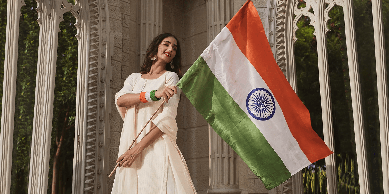 Ethnic outfits styling ideas for Independence Day: - If you want to look  beautiful on Independence Day 2023, then style these ethnic outfits - Kalam  Times