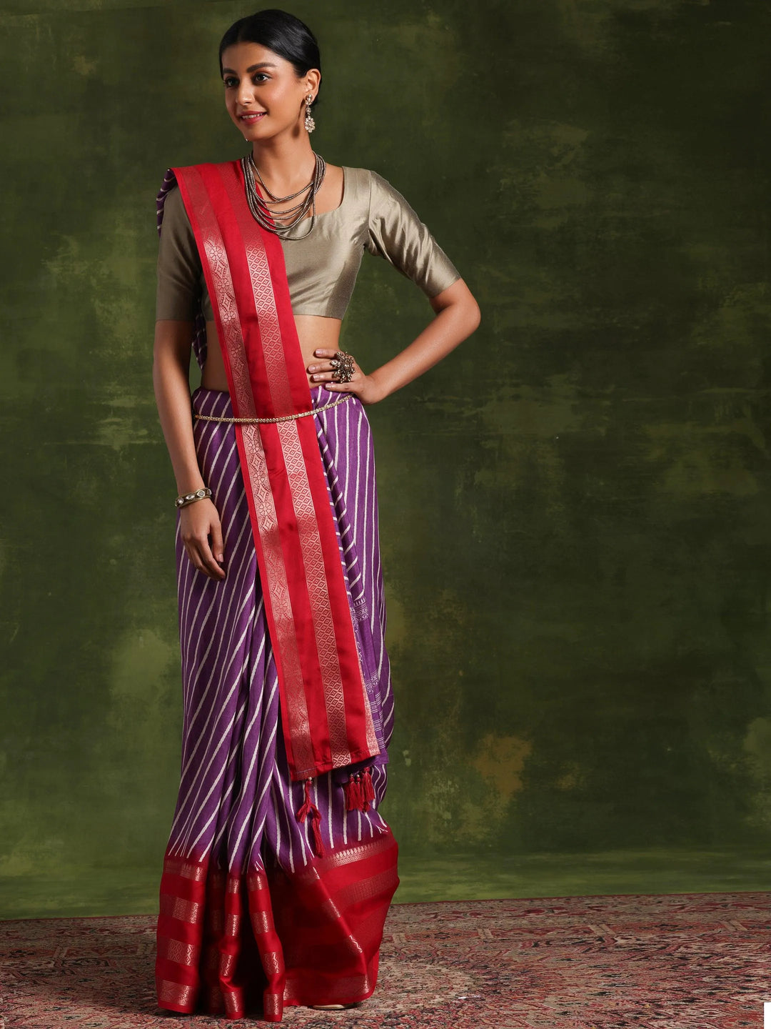 Lavender Printed Silk Blend Saree With Unstitched Blouse Piece - Libas 