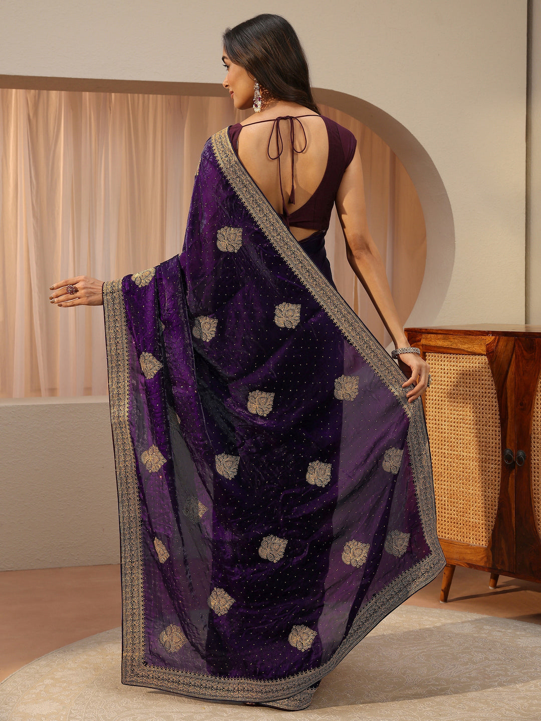  Aubergine Purple Ethnic Embellished Tissue Saree 