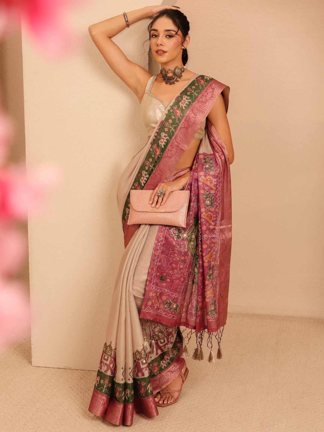  Cream Patola Border Silk Blend Saree 