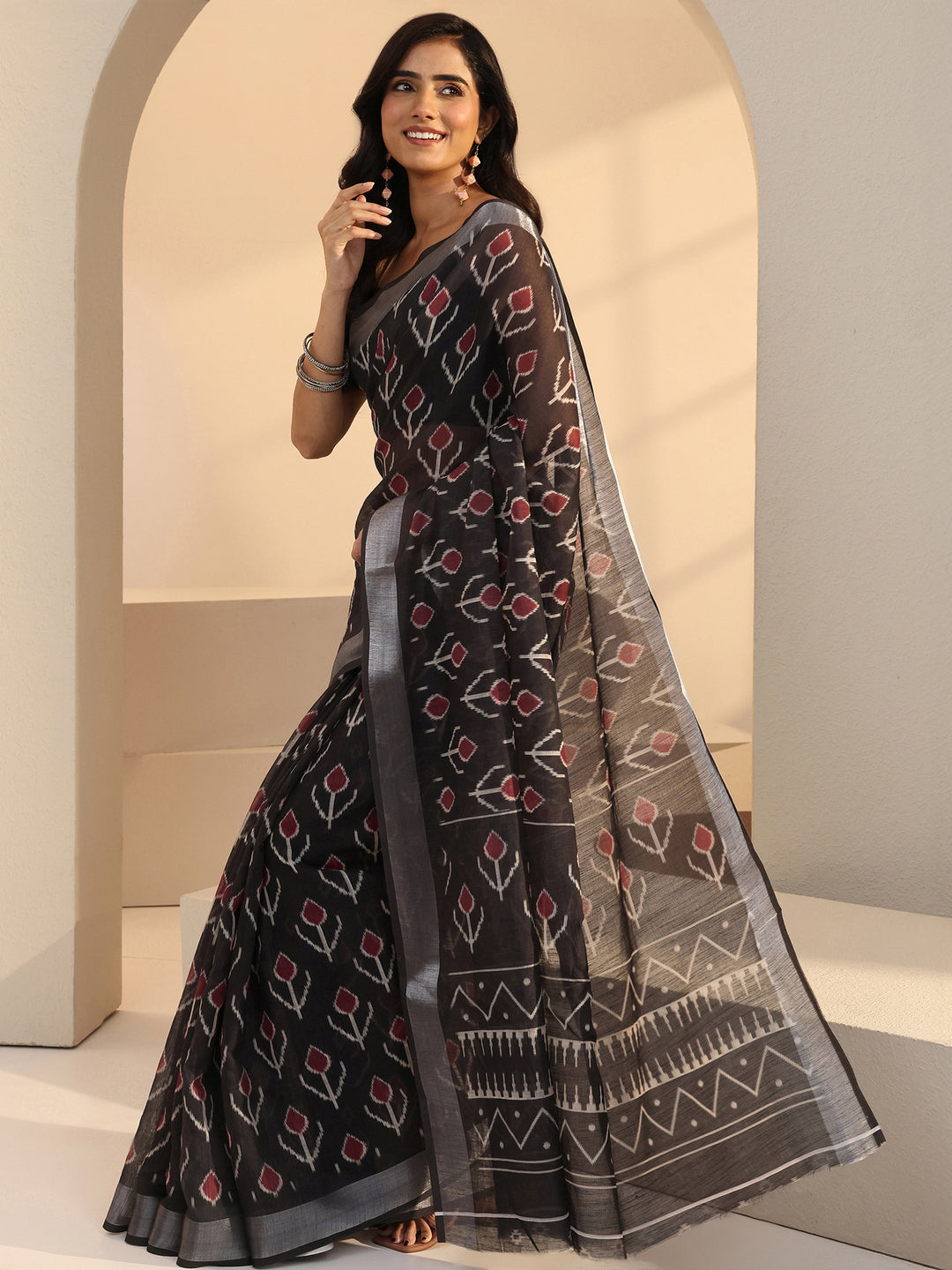  Black Tulip Print Cotton Blend Saree 