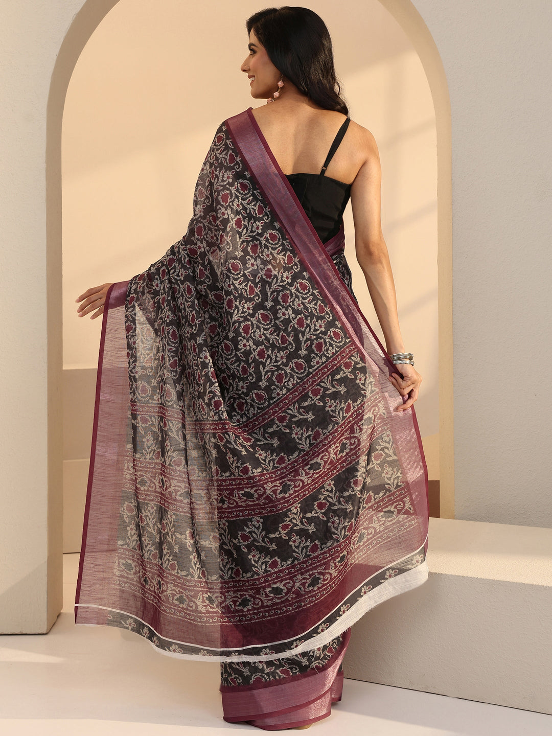  Black Floral Print Cotton Blend Saree 
