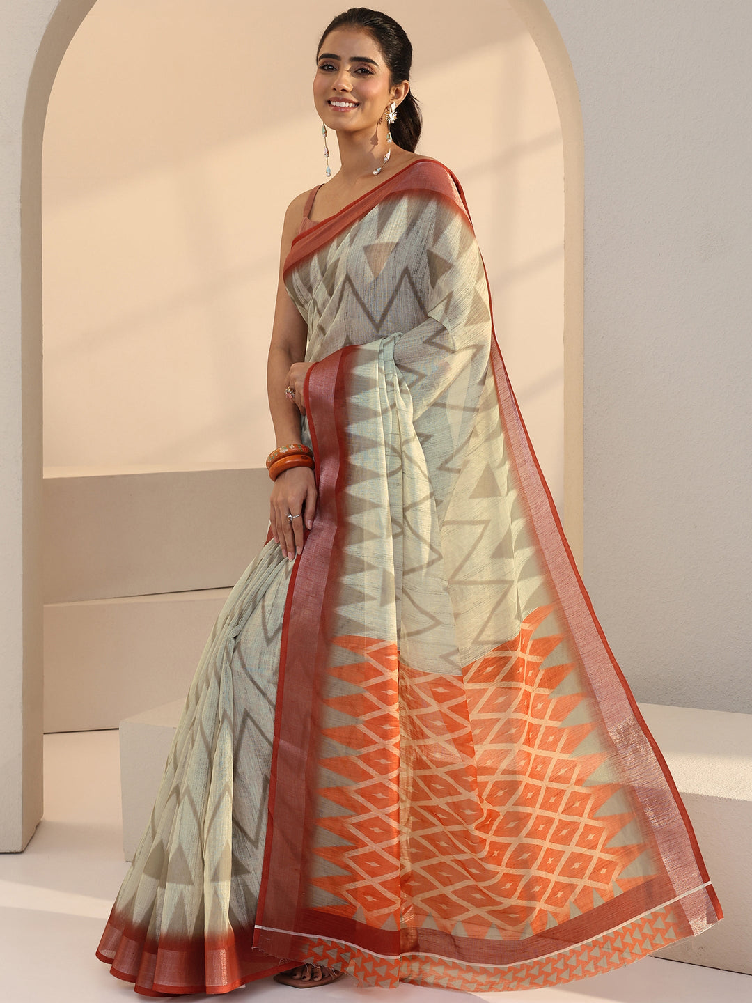  Beige Chevron Print Cotton Blend Saree 