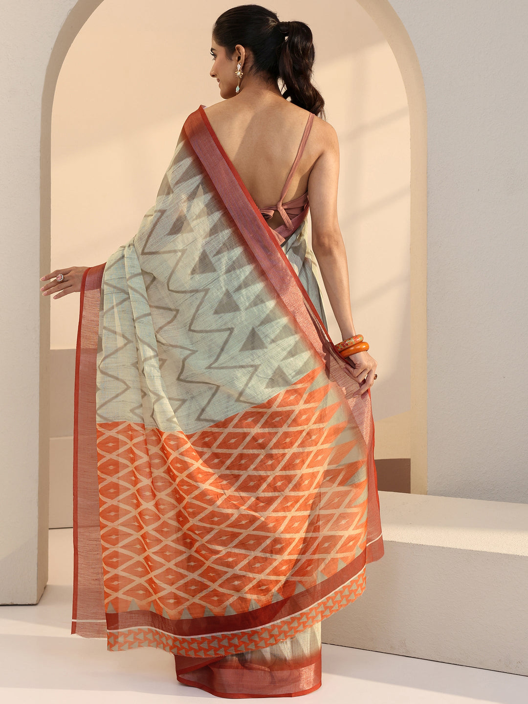  Beige Chevron Print Cotton Blend Saree 