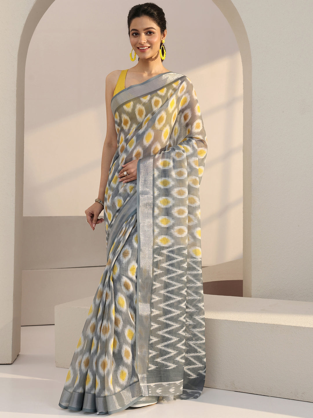  Grey Geometric Print Cotton Blend Saree 