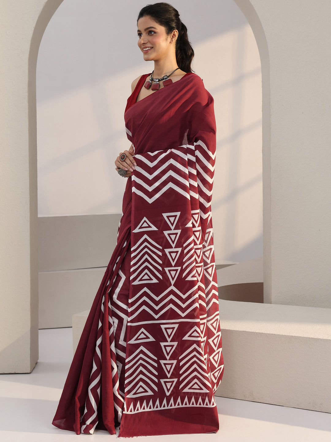  Maroon Chevron Print Cotton Saree 