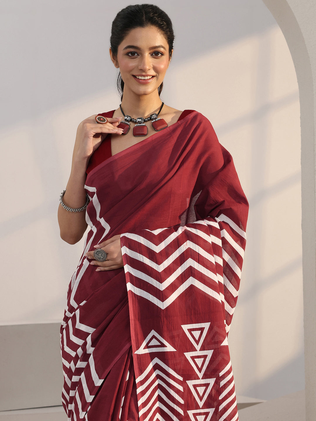  Maroon Chevron Print Cotton Saree 
